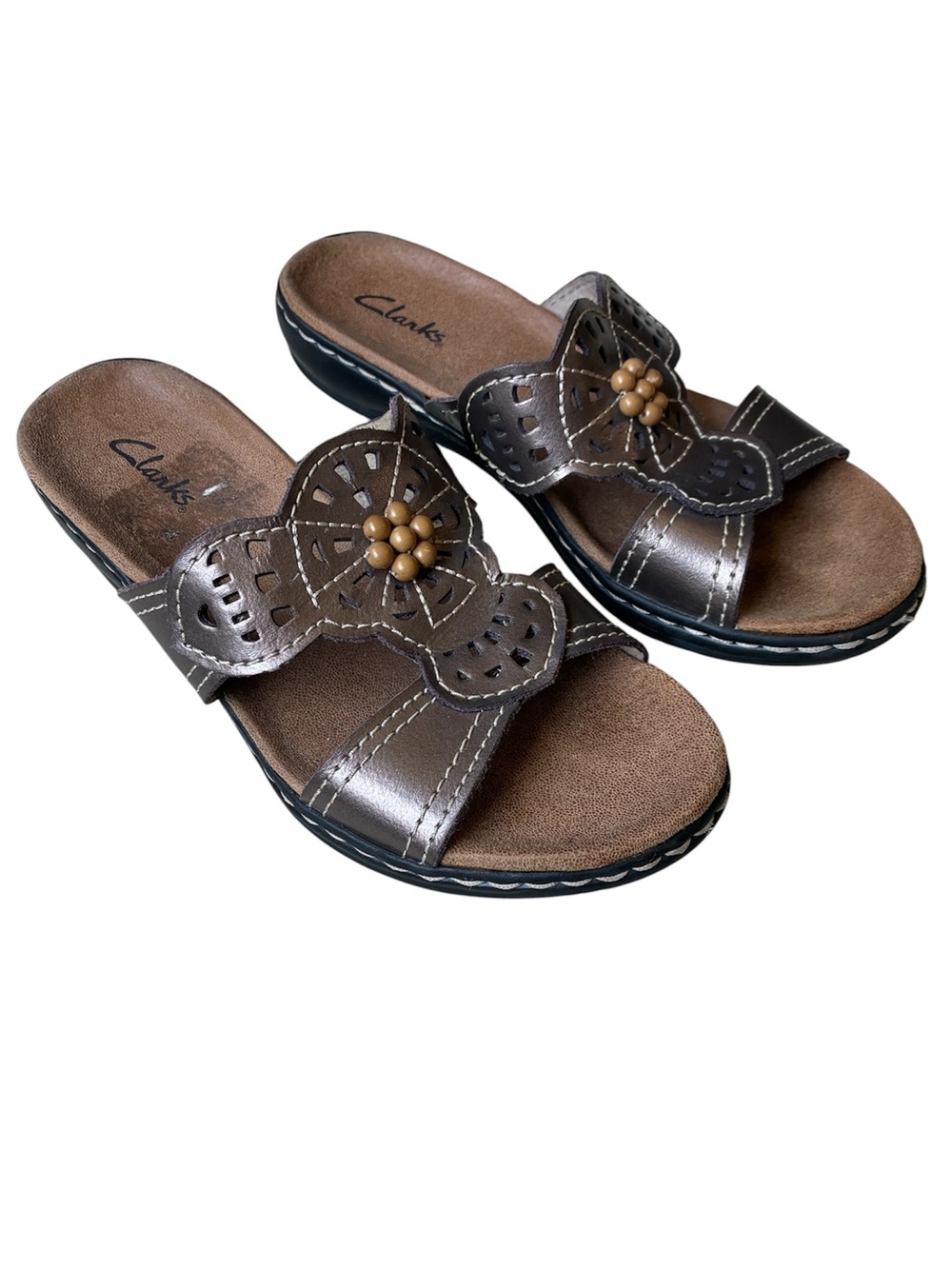 Clarks Women's Metallic Leather Floral Slide Sandals